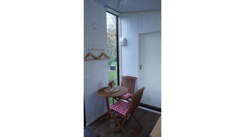 Woodstock House | Lydia's Lodge by Tiny Away