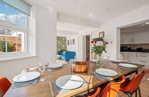 New Forest District House | Lymington Retreat with Garden