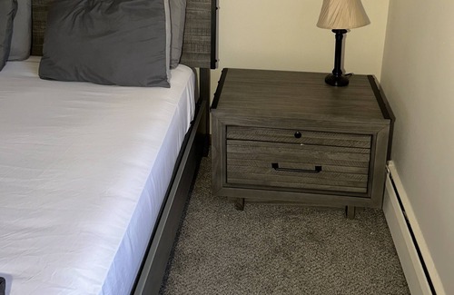 St. Louis Park Apartment | Lynn Plaza