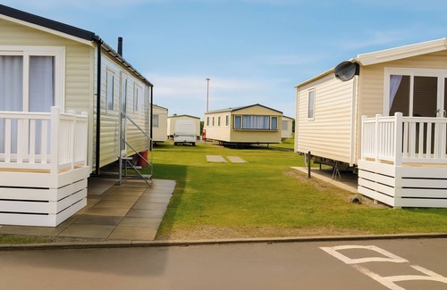Talybont Cottage | LYONS SUNNYSANDS HOLIDAY PARK - HOLIDAY ACCOMMODATION 13733 in Barmouth