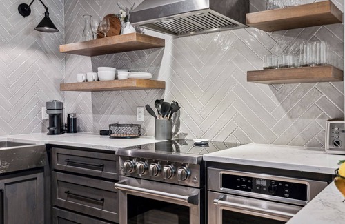 Music Row House | Lyric Loft - Music Row - 4 Mins to Broadway