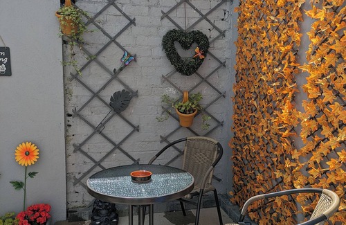 Belfast House | Máire Toiréasa: cosy Gaeltacht Quarter Property