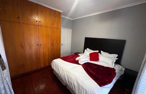 Eikenbosch House | M&D Guest House