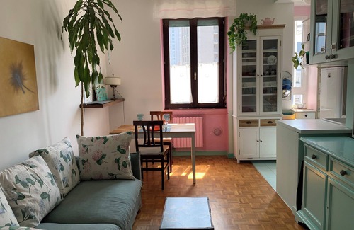 Centro Direzionale Apartment | M.Gioia 32 - One Bedroom Apartment, Sleeps 2