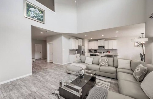 Katy House | M&J Luxury Home
