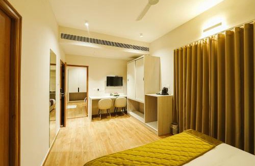 Maradu Hotel | M Suites And Hotel