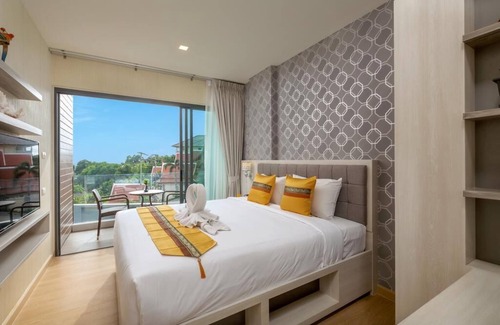 Kata Resort | M2 Deluxe mountain view