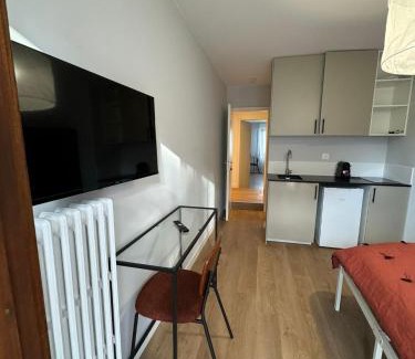 Annemasse Apartment | M72 Marquer Studio centre ville d'Annemasse