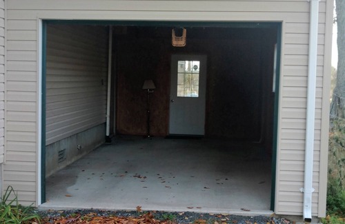 Jonesborough House | Ma And Pa's Place .Handicapped Accessable