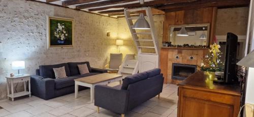 Notre-Dame-d'Oe Villa | Ma Demoiselle d'Oé - maison climatisée -3 étoiles