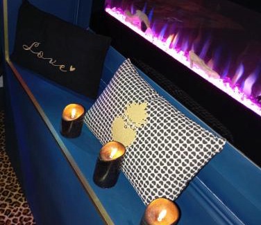 Pleugueneuc Apartment | Ma Petite Chambre Parisienne