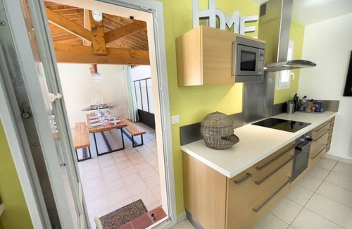 Mallemort Villa | Ma villa en Provence luxury villa with swimming pool, Domaine de Pont-Royal