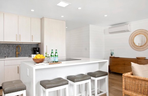 Kihei Apartment | Maalaea Surf MSR-F2 by KBM