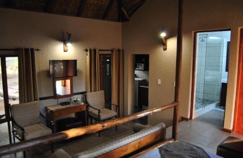 Bela-Bela Cabin | Mabalingwe Elephant Lodge