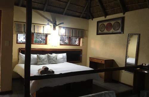 Bela-Bela Cabin | Mabalingwe Elephant Lodge