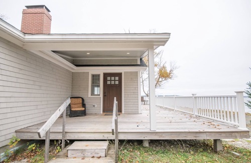 North Brooklin House | Mabel's Point - Private Beach Brooklin!