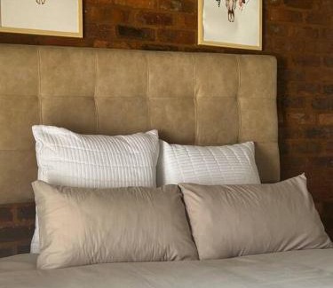 Downtown Johannesburg Apartment | Maboneng Craftmenship 236
