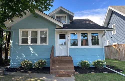 Macalester - Groveland House | MacGroveland Bungalow