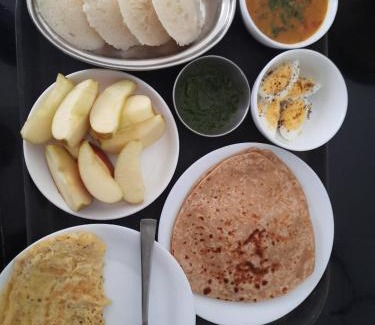 Udaipur City Centre House | Madan Mohan Villas (A Haritage Haveli Home Stay)