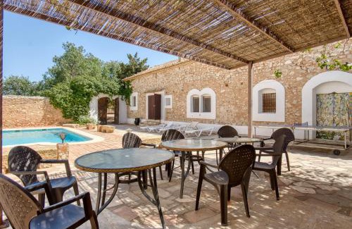Monovar House | Madara