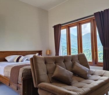 Munduk House | Made Oka Homestay and Warung