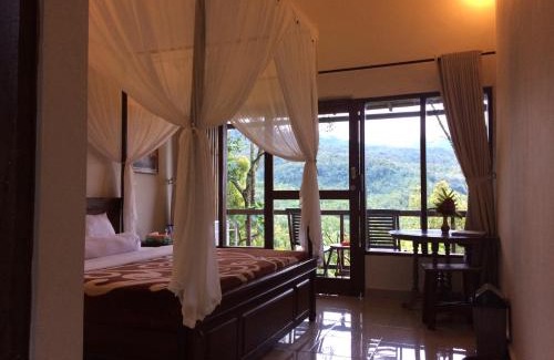 Munduk House | Made Oka Homestay and Warung