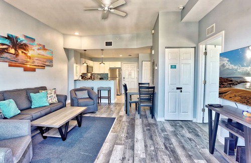 Madeira Beach Condo | Madeira Bay 1502- Bayside with Stunning Gulf Views!