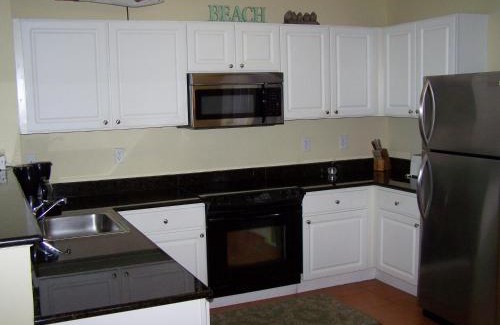 Madeira Beach Resort | Madeira Bay Resort II by Travel Resort Services