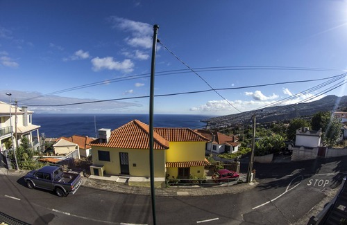 Santa Cruz Villa | Madeira House in Santa Cruz