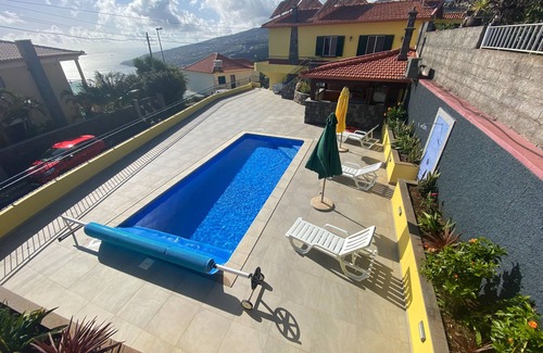 Santa Cruz Villa | Madeira House in Santa Cruz