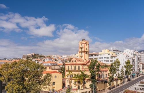 Santa Luzia Apartment | Madeira Rooftop Studio, Ocean & City View