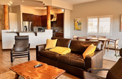 Madera Reserve House | Madera Canyon Home with GVR access.