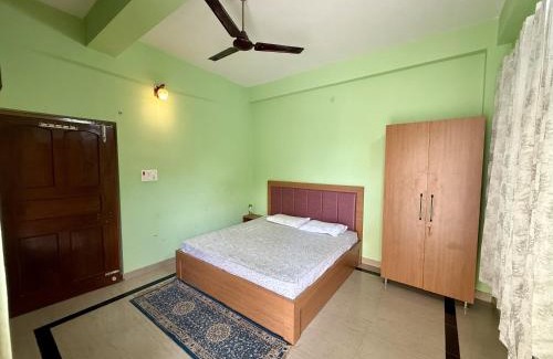 Varanasi Apartment | Madhuraj Villa Homestay