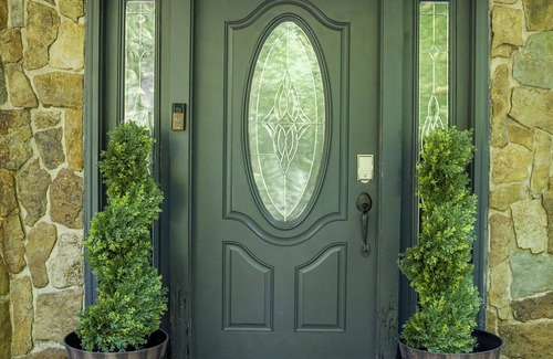 Madison House | Madison Wine Country Retreat 17 Acres + Waterfall + Riverfront