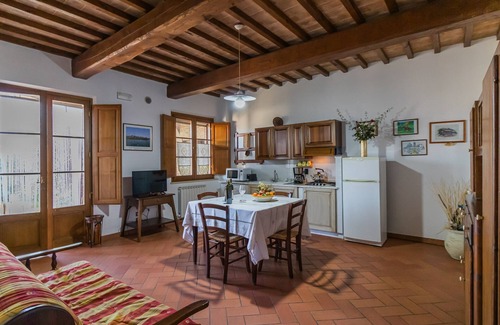 Casamaggiore Apartment | Madone 3, apartment in agriturismo. Pool, WiFi, tennis