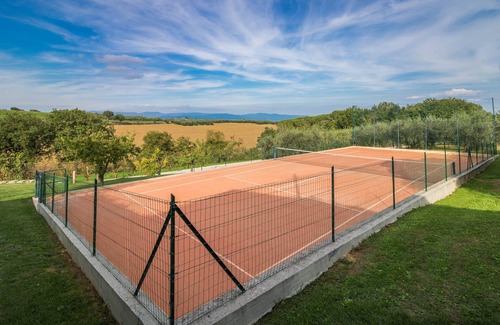 Casamaggiore Apartment | Madone P, apartment in agriturismo. Pool, WiFi, tennis