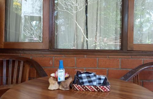 Pengosekan House | Madra Homestay
