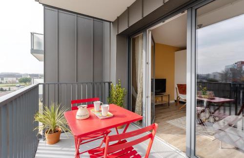 Courseulles-sur-Mer Apartment | Madreperla - Appt à moins dun km de la plage