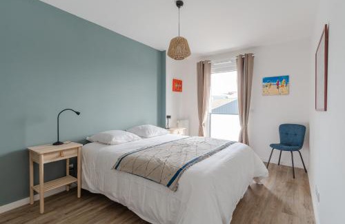 Courseulles-sur-Mer Apartment | Madreperla - Appt à moins dun km de la plage