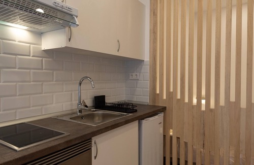 Ventas Apartment | Madrid Center 15 minutes from Sol