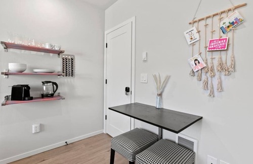 Whittier Heights House | Mae's sweet suite - Micro Studio - 91Walkscore