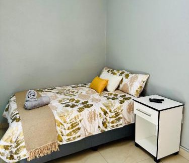 KwaMhlanga House | Maekano guesthouse