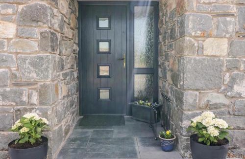 Dolgellau House | Maes Meillion