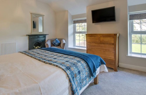 Llanaelhaearn House | Maes y Llan in Caernarfon