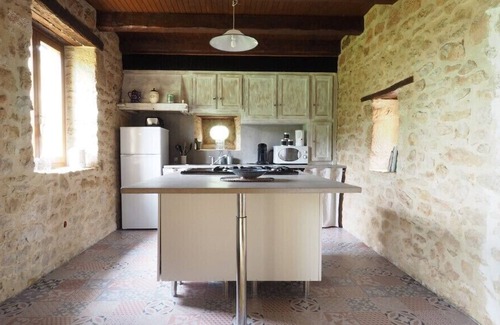 Coteaux Perigourdins House | Magali, romantic holiday home with new pool and 5 bedrooms