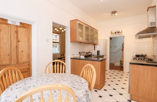 Louth Cottage | MAGDALENE HOUSE, family friendly, character holiday cottage in Louth