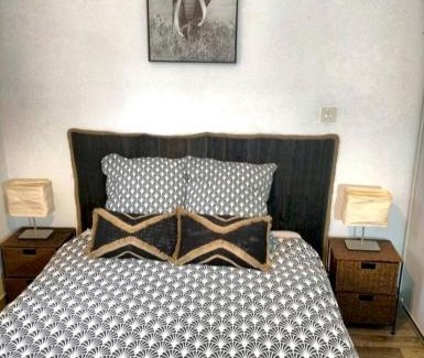 Bourg-en-Bresse Apartment | Magenta, appart. Cosy proche Gare & Centre