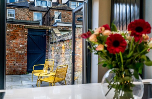 York House | Maggie's Place - a family break that sleeps 5 guests in 2 bedrooms