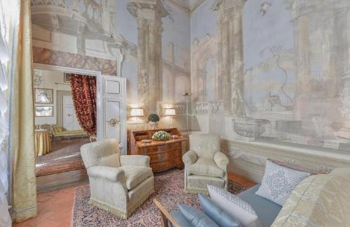 Oltrarno Apartment | Maggio Palace by VacaVilla