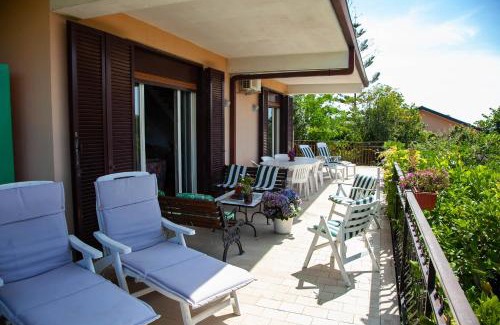 Trecastagni Apartment | MAGIA & EMOZIONI - Trecastagni- Falde ETNA Villa vista mare